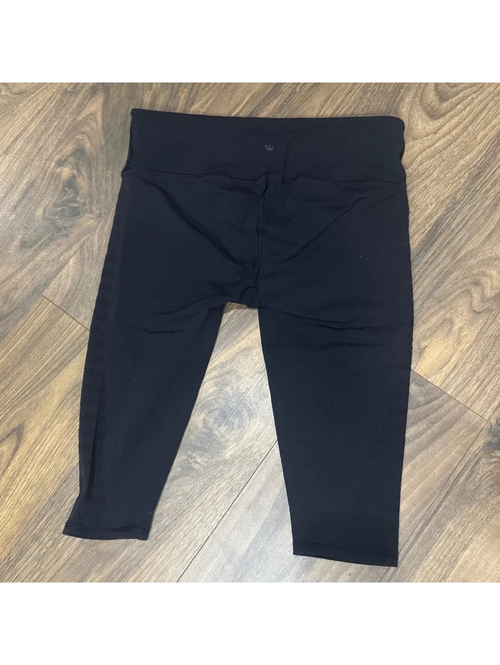 Lululemon Women’s Size 12 Black Crop Leggings High Rise Yoga Workout Capri Pants